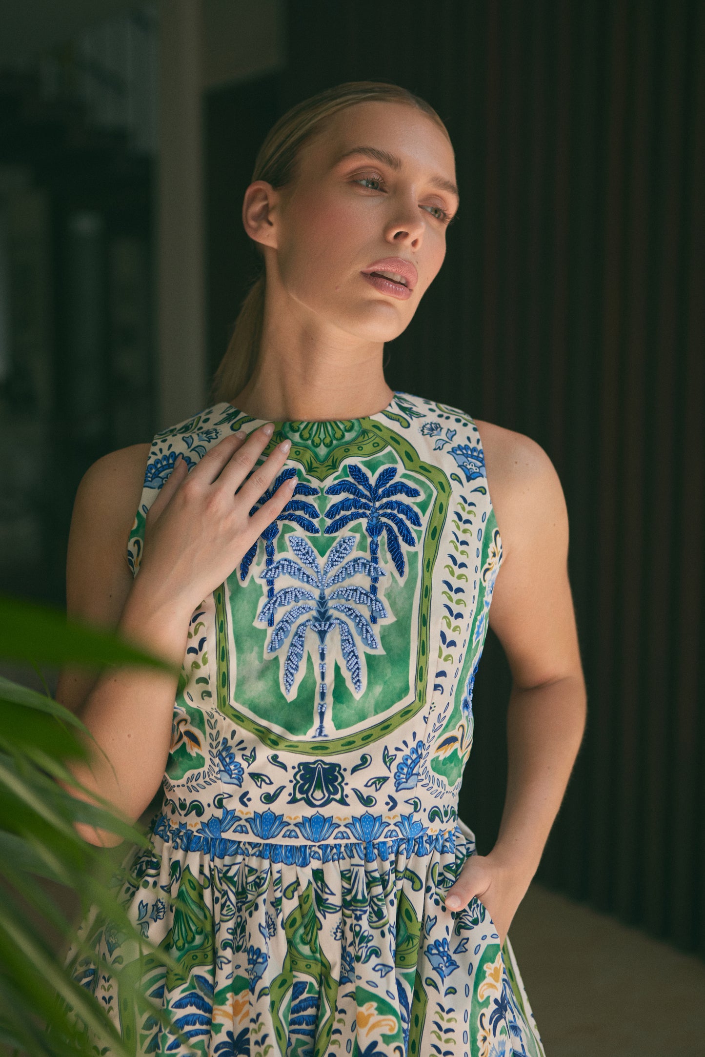 VESTIDO CORTO