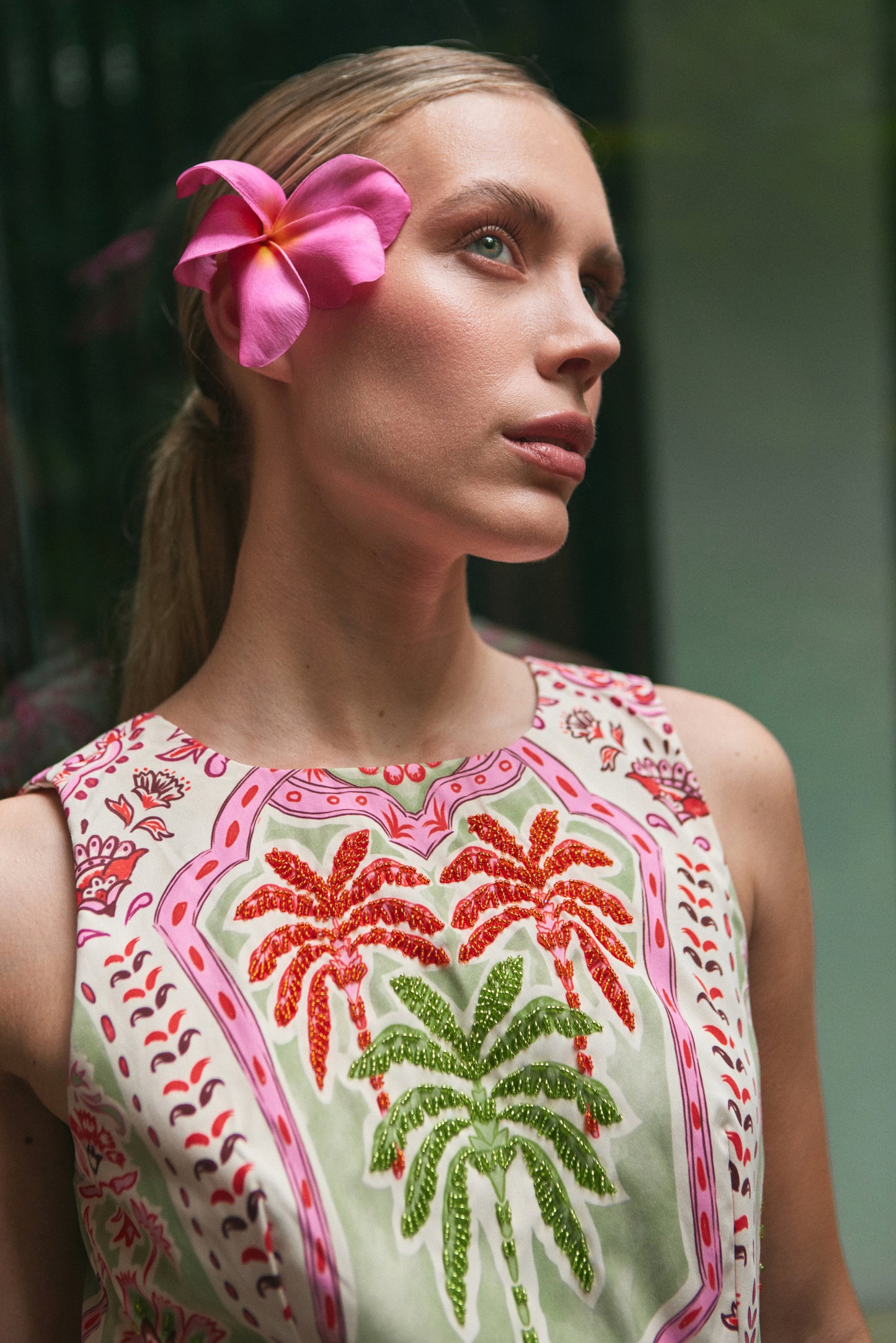 VESTIDO CORTO
