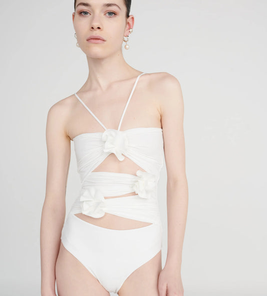 TRINITARIA ONE PIECE