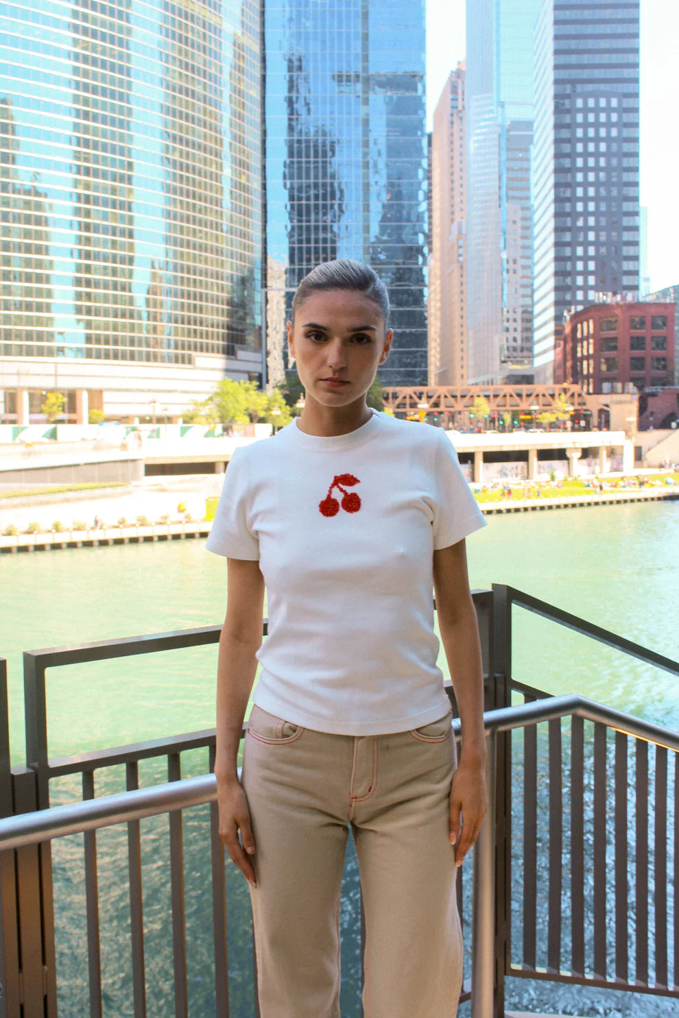 BLUSA CHERRY TEE