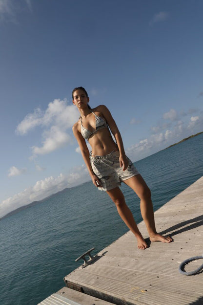 BIKINI POEMA