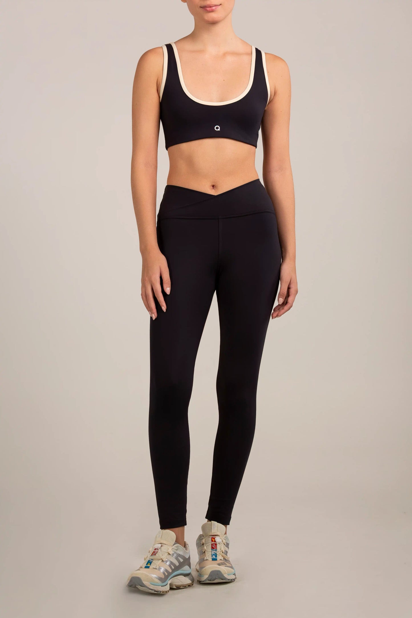 BLACK LEGGING V-HIG INTENSITY